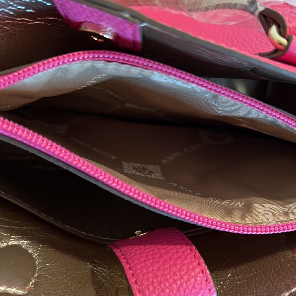 Anne Klein Purse - Picture 5 of 9